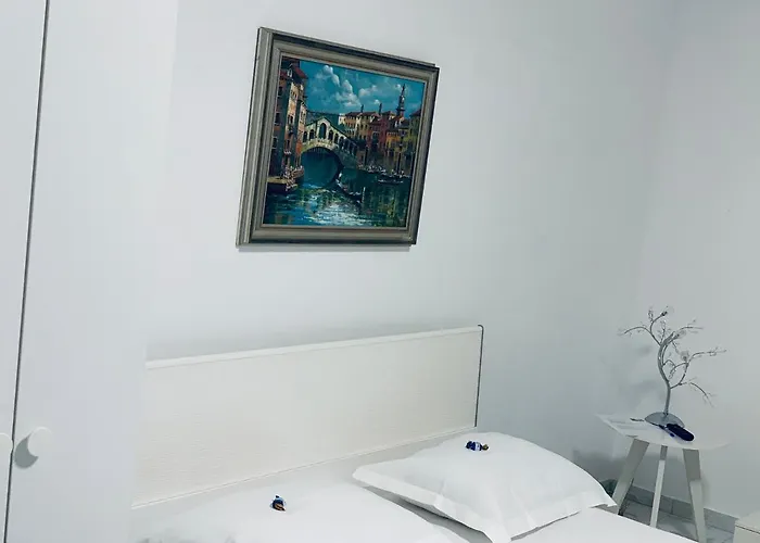 Maria Parcare Privata Subterana بوخارست